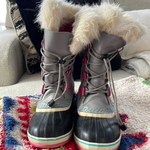 COPY - Sorel Boots sz 5
